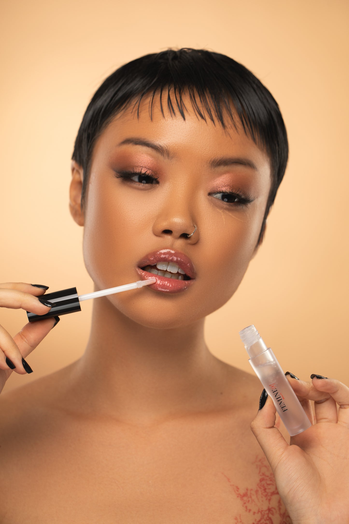 Dodaq Parıldadıcısı