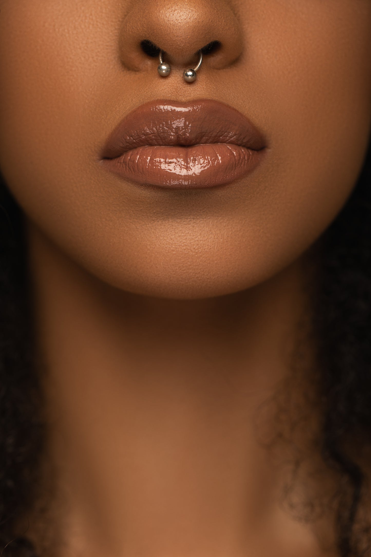 Dodaq Parıldadıcısı